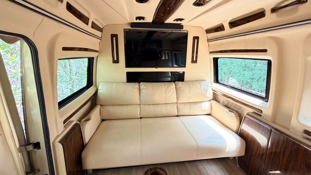 8 seater luxury caravan on rent in Delhi NCR
